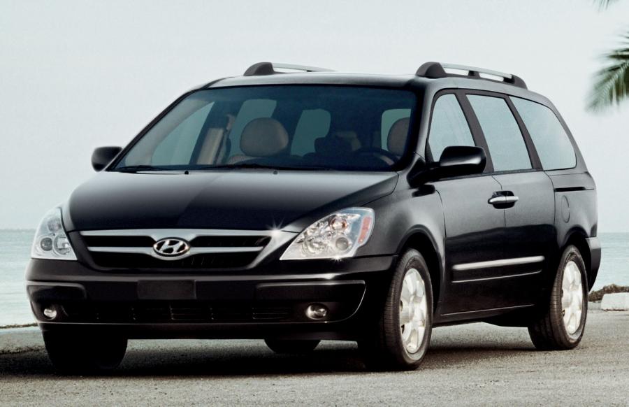  Hyundai Entourage 2006 года  (фото 32 из 46)